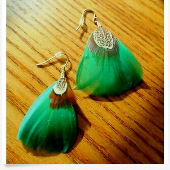PEACOCK FEATHER Earrings Green Brown Goldtone boho - Picture 1 of 4